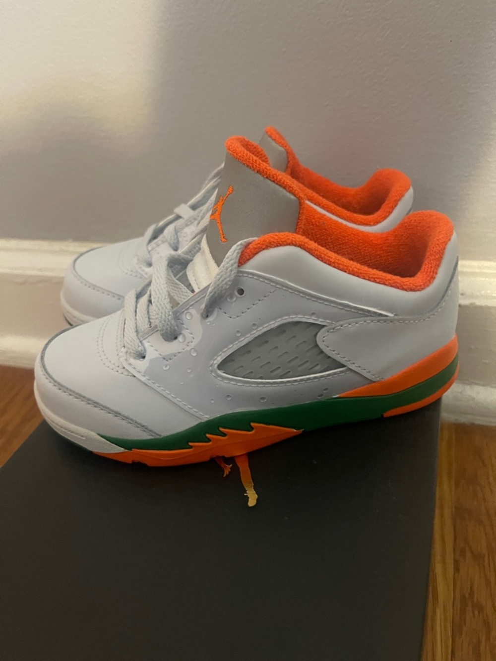 Little Kids Jordan 5 Low Retro “Miami Hurricanes” Sneakers Size 10c
